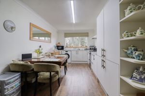 Kitchen/Diner- click for photo gallery